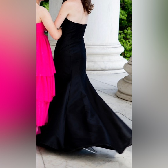 Camilla La vie black dress with flowers at the bottom no alterations size 4 - Picture 3 of 3